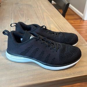 APL Techloom Pro Sneakers
